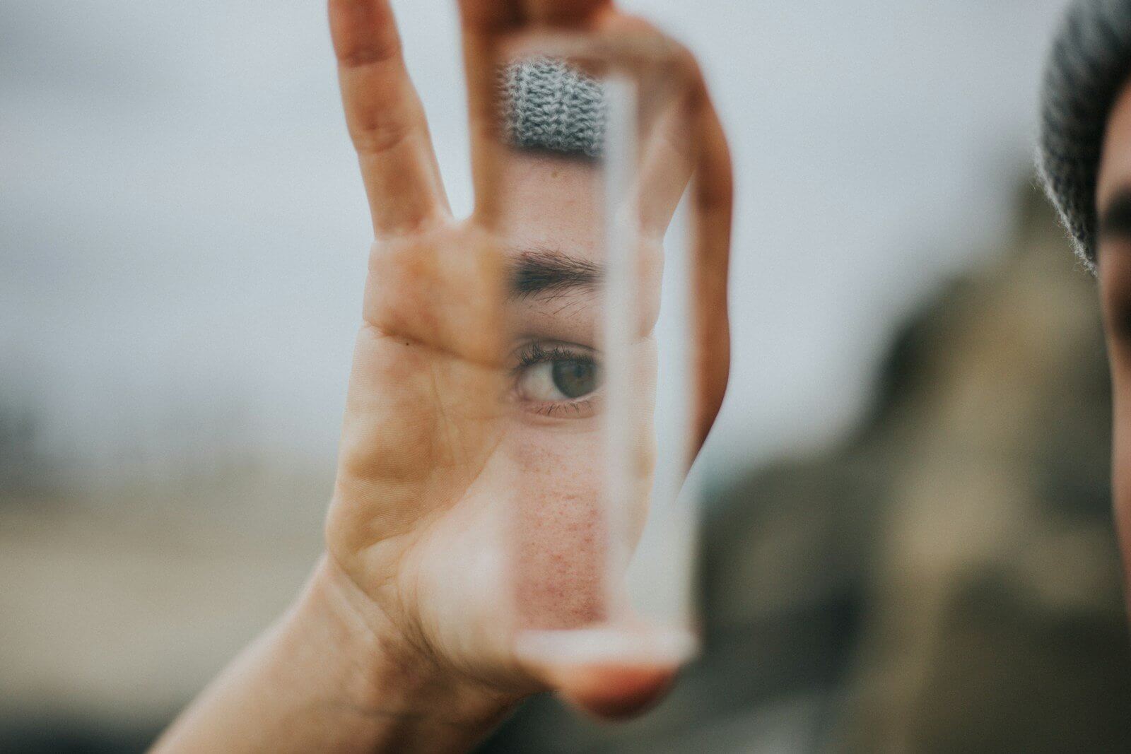 Spiegelbild oder Wirklichkeit?